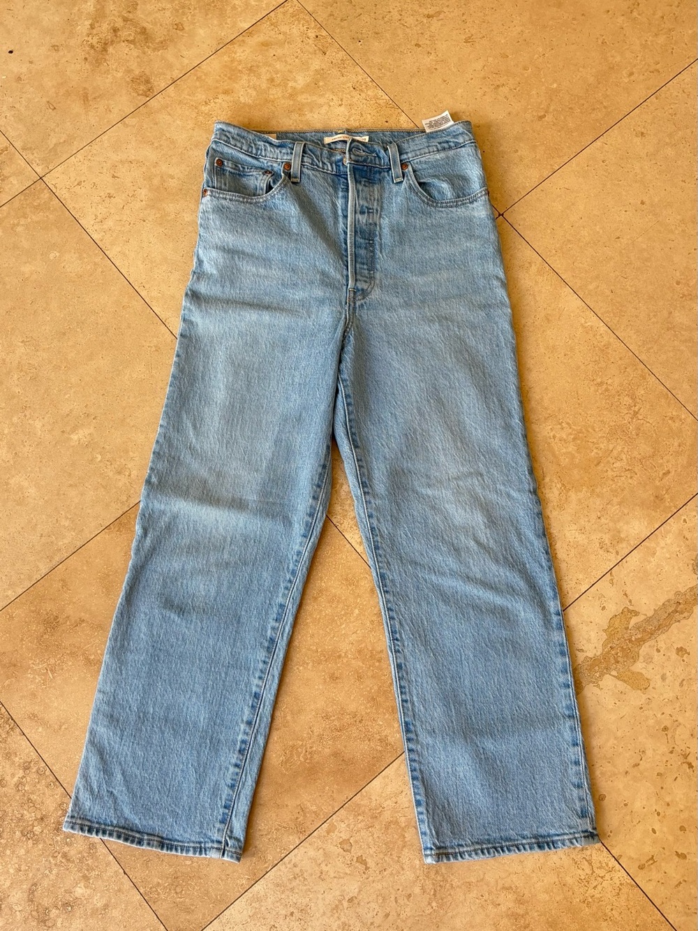 Levi’s Light Wash Straight Leg Jeans ribcage 29